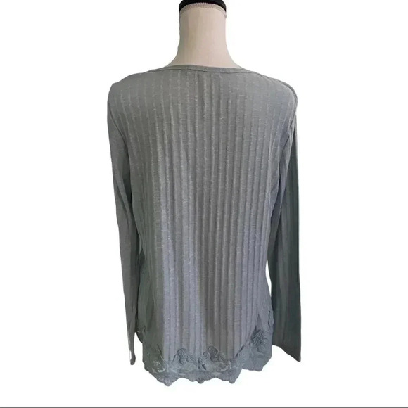 Rewind XL long sleeve knit top EUC - Picture 5 of 7